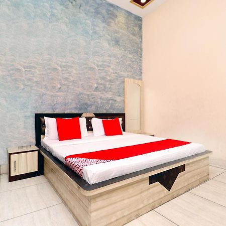 OYO 43293 Hotel Pushp Vatika Bhiwani Exterior foto